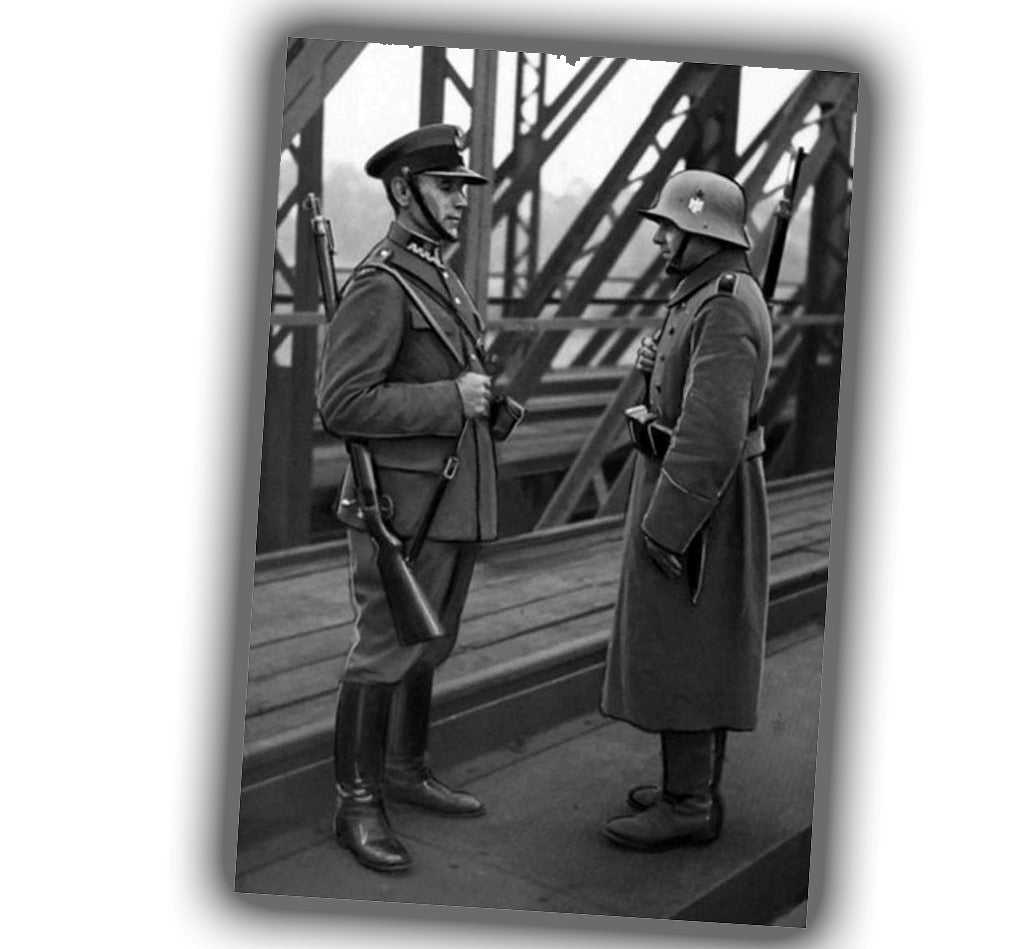 patrol on the border bridge from World War II vintage retro WW2 Photo Glossy 4*6 in A048