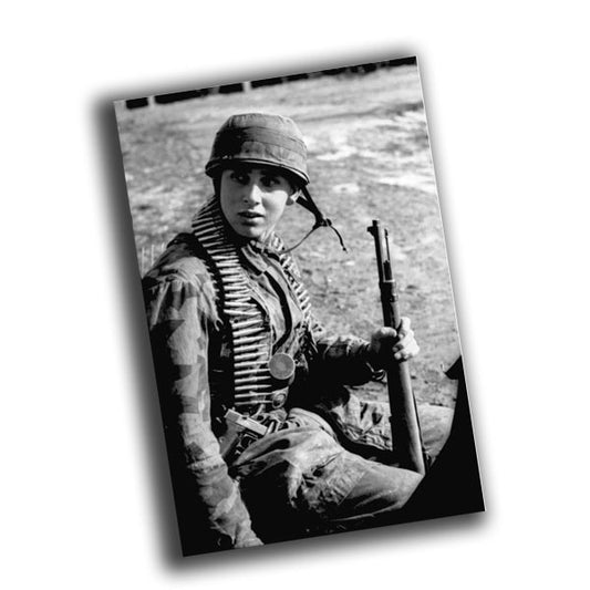 German machine gunner in uniform vintage retro WW2 Photo Glossy 4*6 in B040