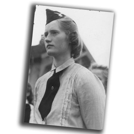 female officer of the german army vintage retro WW2 Photo Glossy 4*6 in B044