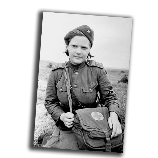 Soviet female nurse in uniform vintage retro WW2 Photo Glossy 4*6 in B048