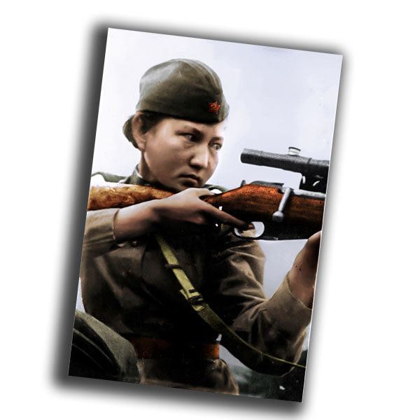 retro vintage style woman soviet sniper with rifle from the 1940s WW2 Photo Glossy 4*6 in C043