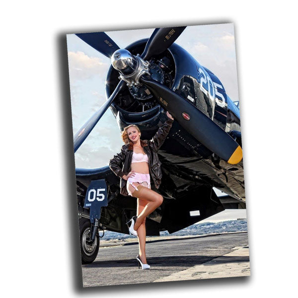 pin-up retro vintage illustration featuring a classic 1950s Photo Glossy 4*6 in D046