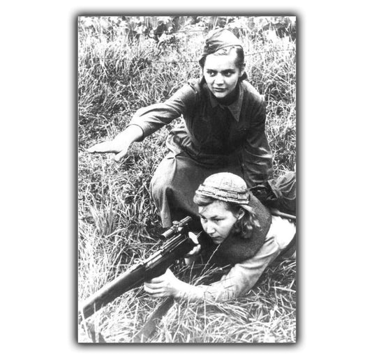 vintage classic women sniper WW2 Photo Glossy 4*6 in K049