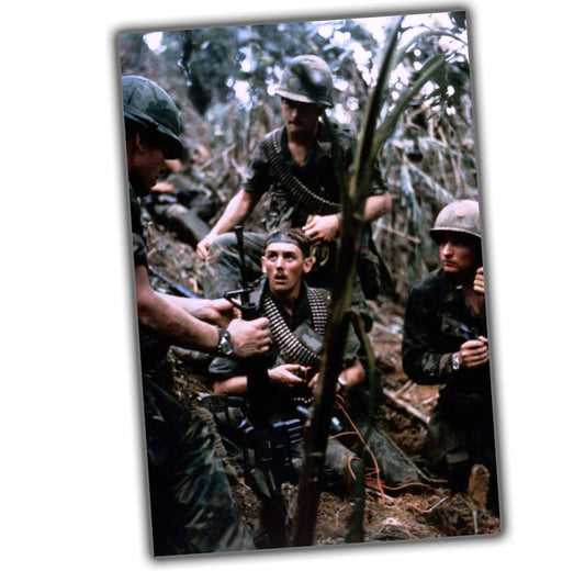 Soldiers during the Vietnam War  Photo Glossy 4*6 in K057